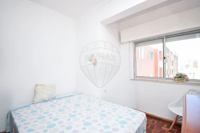 Apartamento T3 para Venda em Cacém e São Marcos