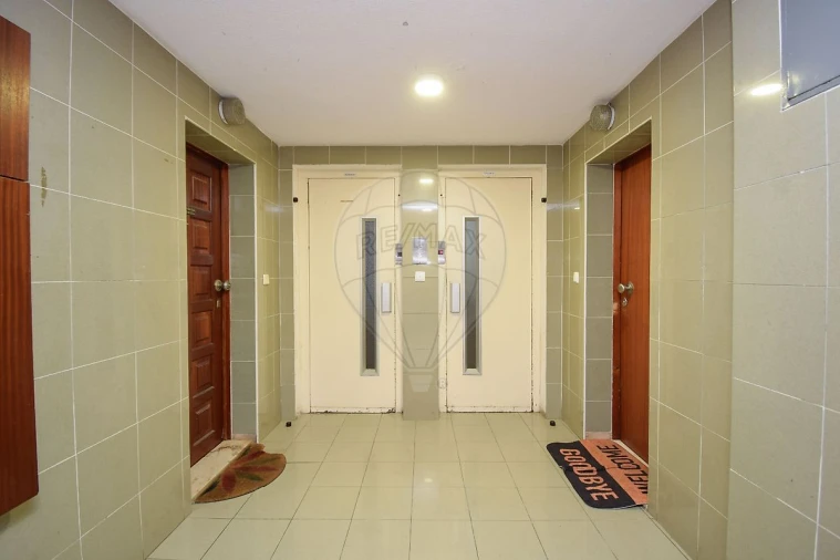 Apartamento T3 para Venda em Cacém e São Marcos Foto 23