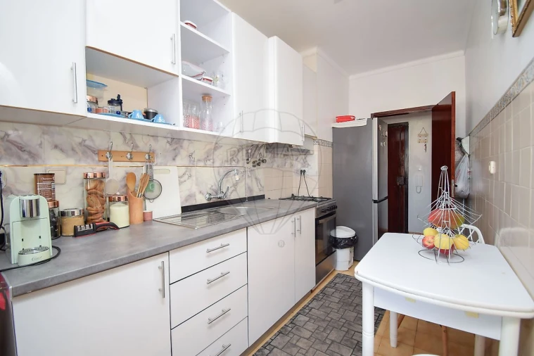 Apartamento T3 para Venda em Cacém e São Marcos Foto 22