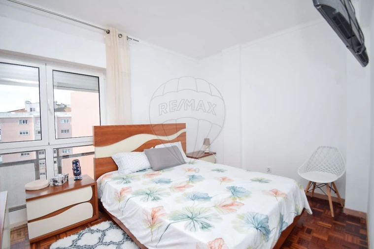 Apartamento T3 para Venda em Cacém e São Marcos Foto 5