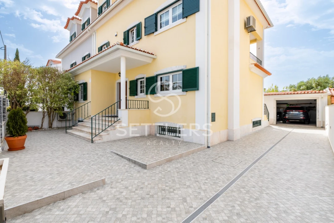 Moradia T5 para Venda em Cascais e Estoril Foto 2