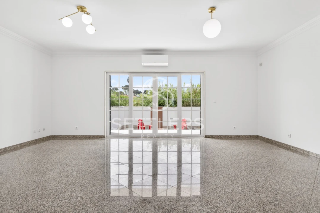 Moradia T5 para Venda em Cascais e Estoril Foto 3