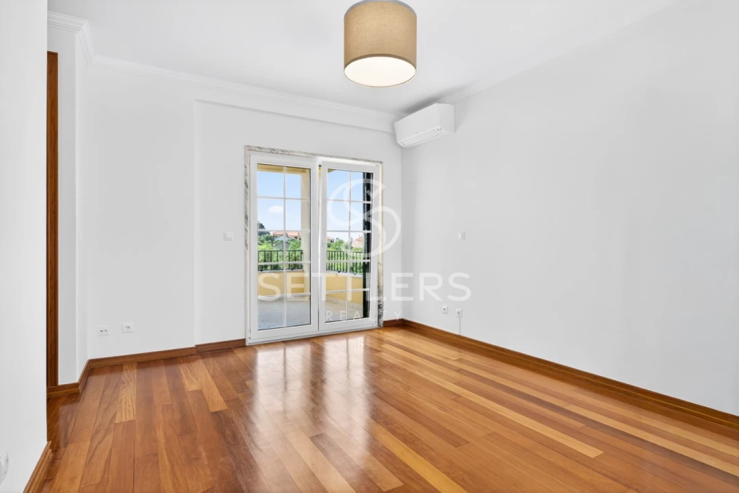 Moradia T5 para Venda em Cascais e Estoril Foto 14