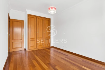 Moradia T5 para Venda em Cascais e Estoril