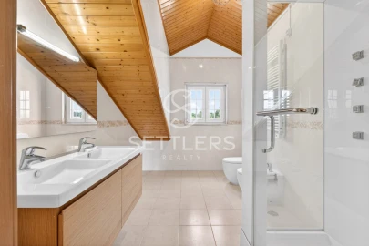 Moradia T5 para Venda em Cascais e Estoril