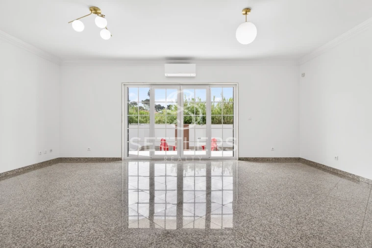 Moradia T5 para Venda em Cascais e Estoril Foto 3