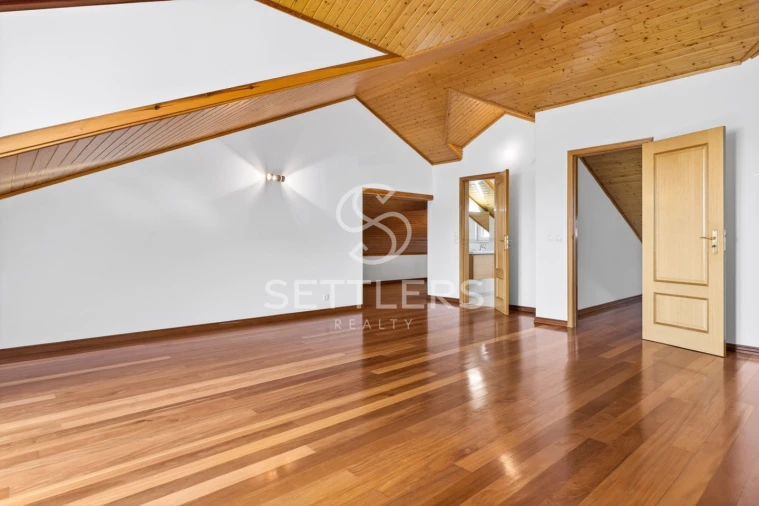 Moradia T5 para Venda em Cascais e Estoril Foto 28