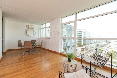 Apartamento T2 para Arrendamento em Parque das Nações