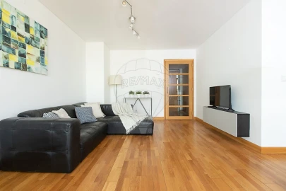 Apartamento T2 para Arrendamento em Parque das Nações