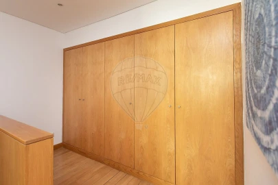 Apartamento T2 para Arrendamento em Parque das Nações