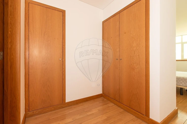 Apartamento T2 para Arrendamento em Parque das Nações Foto 18