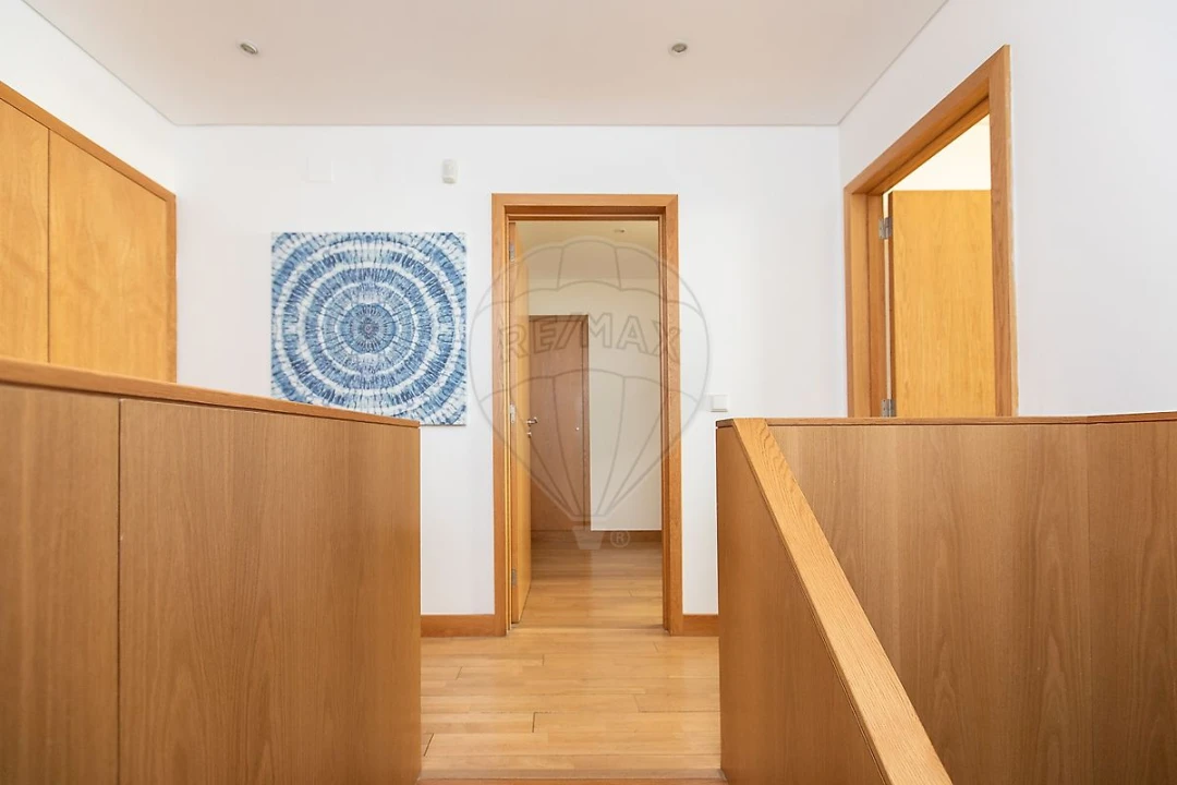 Apartamento T2 para Arrendamento em Parque das Nações Foto 27