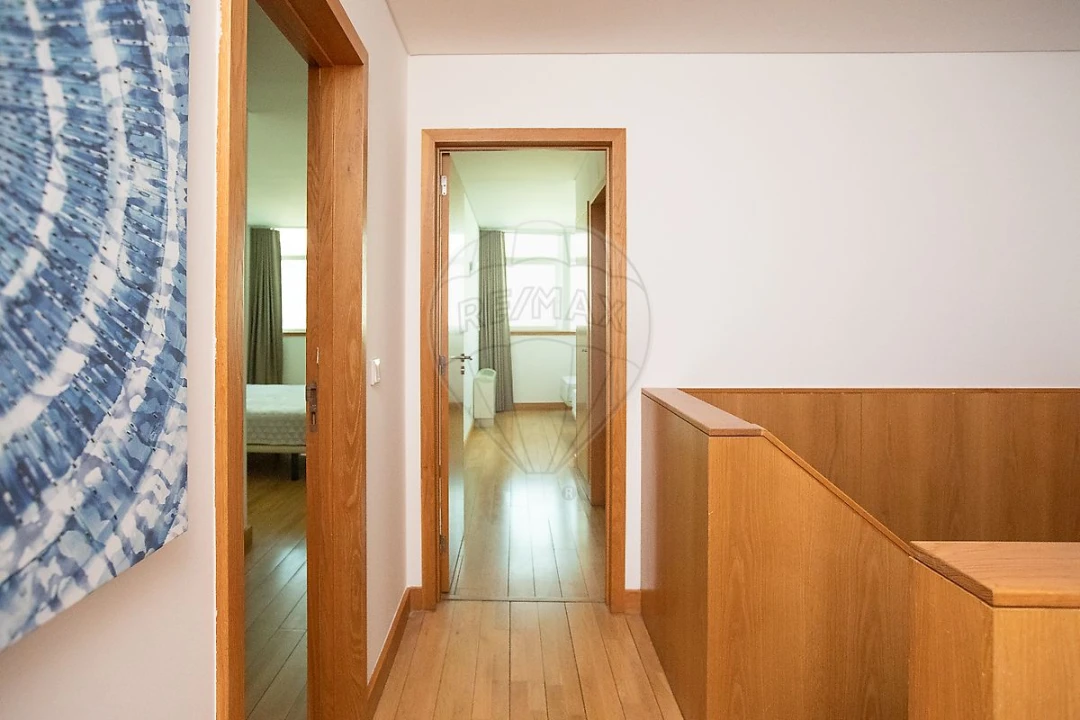 Apartamento T2 para Arrendamento em Parque das Nações Foto 28