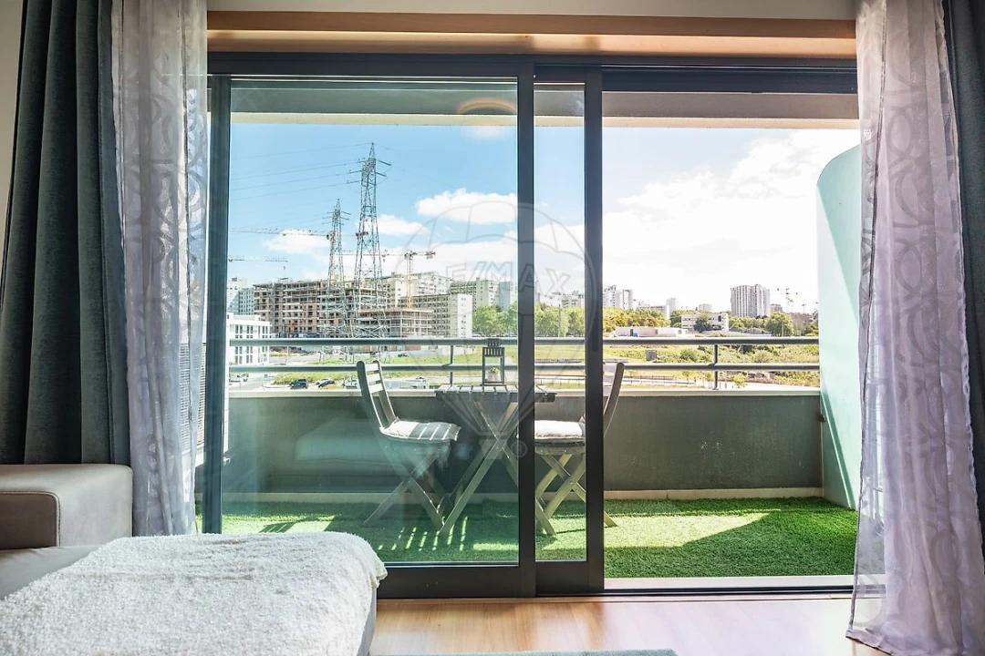 Apartamento T2 para Venda em Santo António dos Cavaleiros e Frielas Foto 15