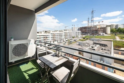 Apartamento T2 para Venda em Santo António dos Cavaleiros e Frielas