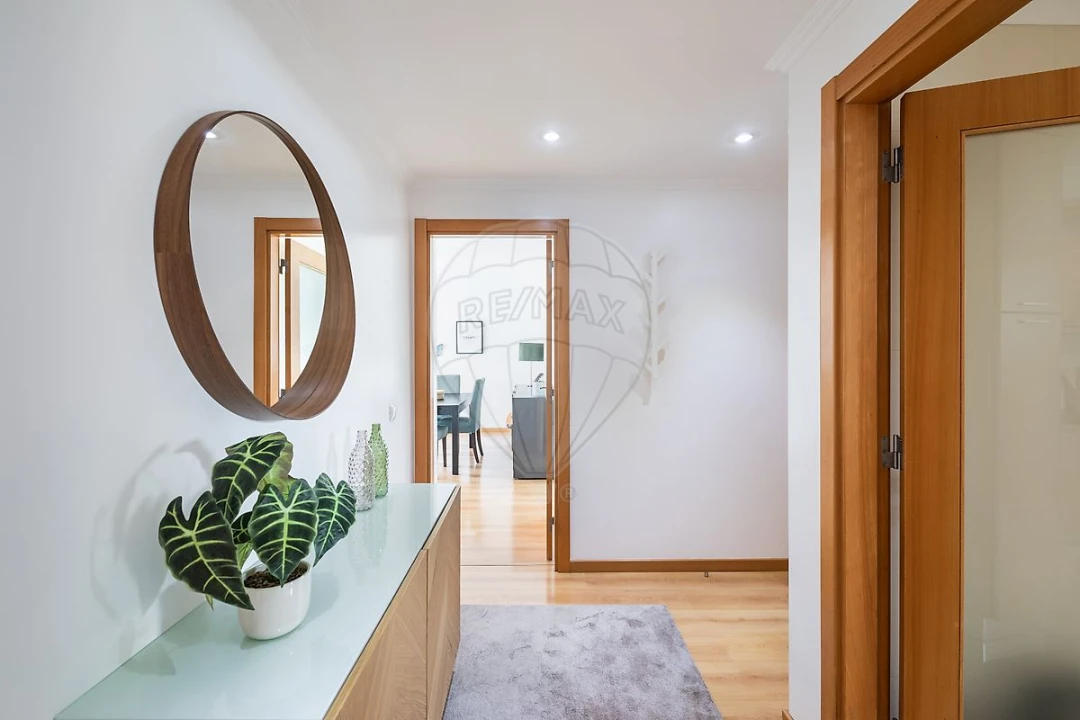 Apartamento T2 para Venda em Santo António dos Cavaleiros e Frielas Foto 34