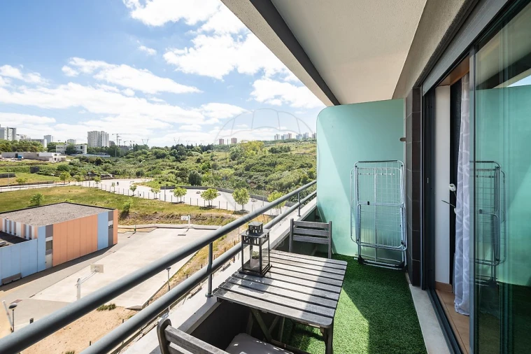 Apartamento T2 para Venda em Santo António dos Cavaleiros e Frielas Foto 14