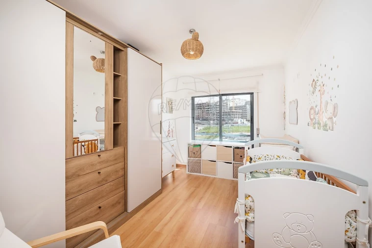 Apartamento T2 para Venda em Santo António dos Cavaleiros e Frielas Foto 29