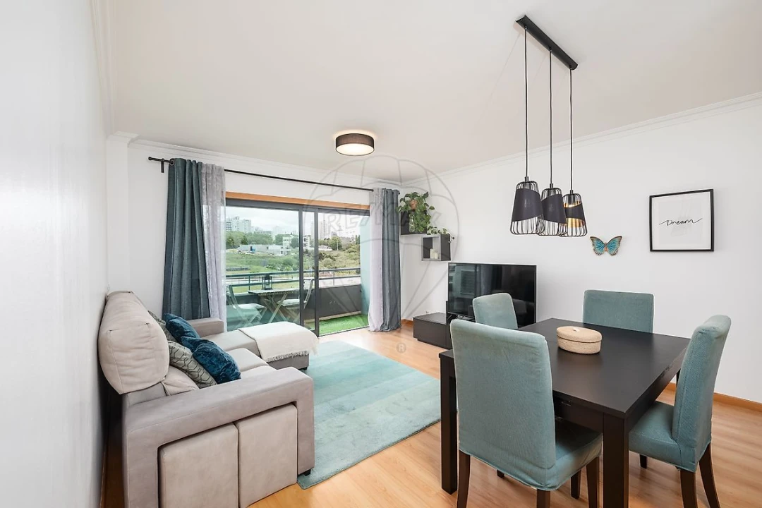 Apartamento T2 para Venda em Santo António dos Cavaleiros e Frielas Foto 7