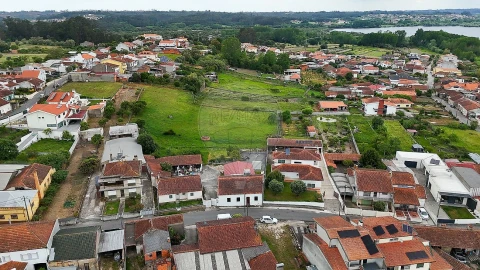 Moradia T3 para Venda em Fermentelos