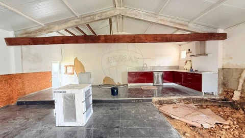 Moradia T3 para Venda em Fermentelos