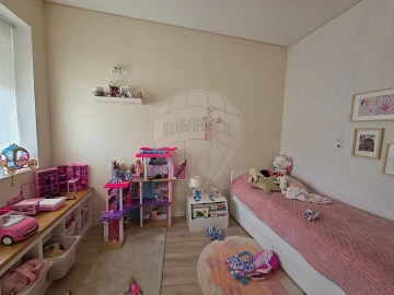 Moradia T2 para Venda em Alquerubim