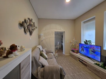 Moradia T2 para Venda em Alquerubim