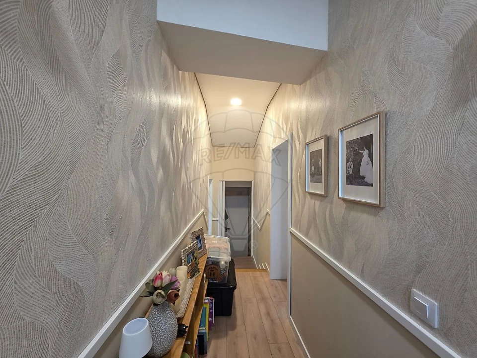 Moradia T2 para Venda em Alquerubim Foto 3