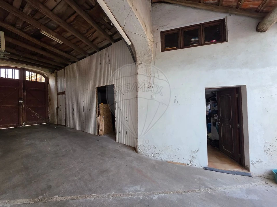 Moradia T2 para Venda em Alquerubim Foto 8