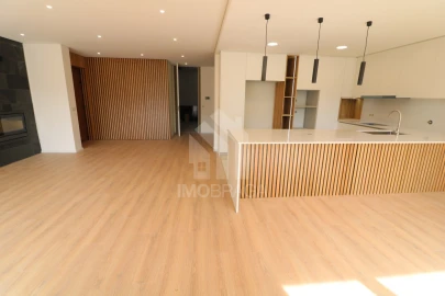 Moradia T4 para Venda em Palmeira