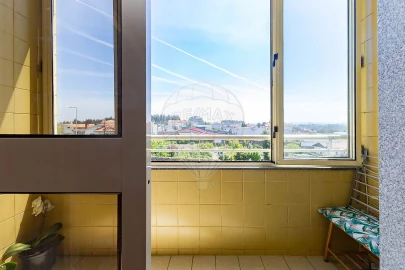 Apartamento T4 para Venda em Argoncilhe