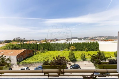 Apartamento T4 para Venda em Argoncilhe