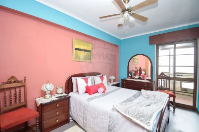 Apartamento T5 para Venda em Rio de Mouro