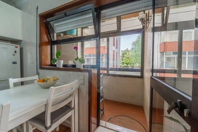 Apartamento T1 para Venda em Castêlo da Maia