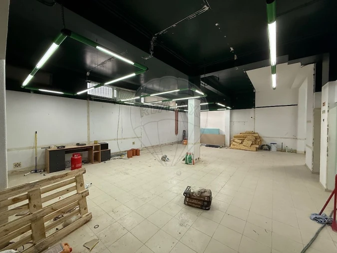 Loja para Arrendamento em Carcavelos e Parede Foto 16