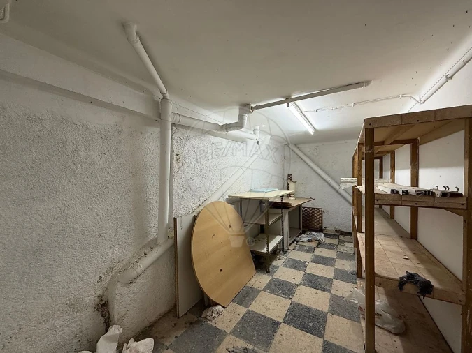 Loja para Arrendamento em Carcavelos e Parede Foto 7