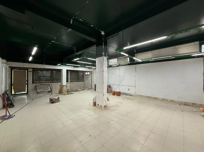 Loja para Arrendamento em Carcavelos e Parede Foto 17