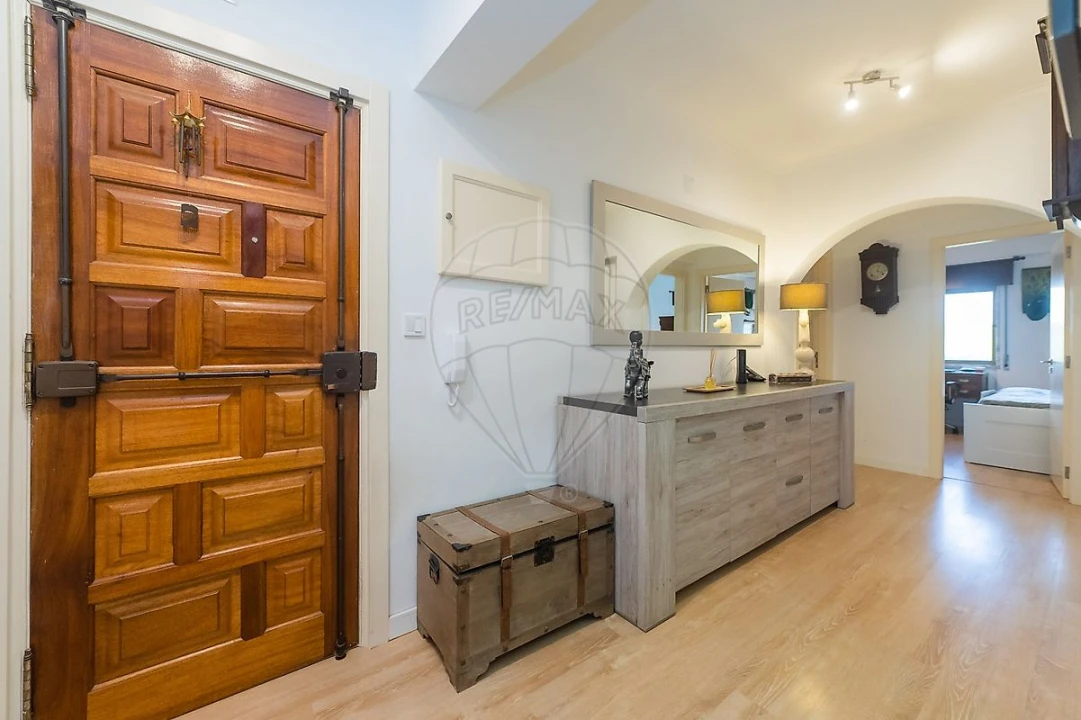 Apartamento T3 para Venda em Massamá e Monte Abraão Foto 23