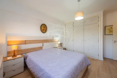 Apartamento T3 para Venda em Massamá e Monte Abraão