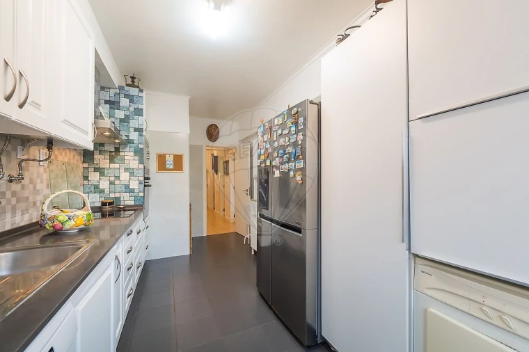 Apartamento T3 para Venda em Massamá e Monte Abraão Foto 28