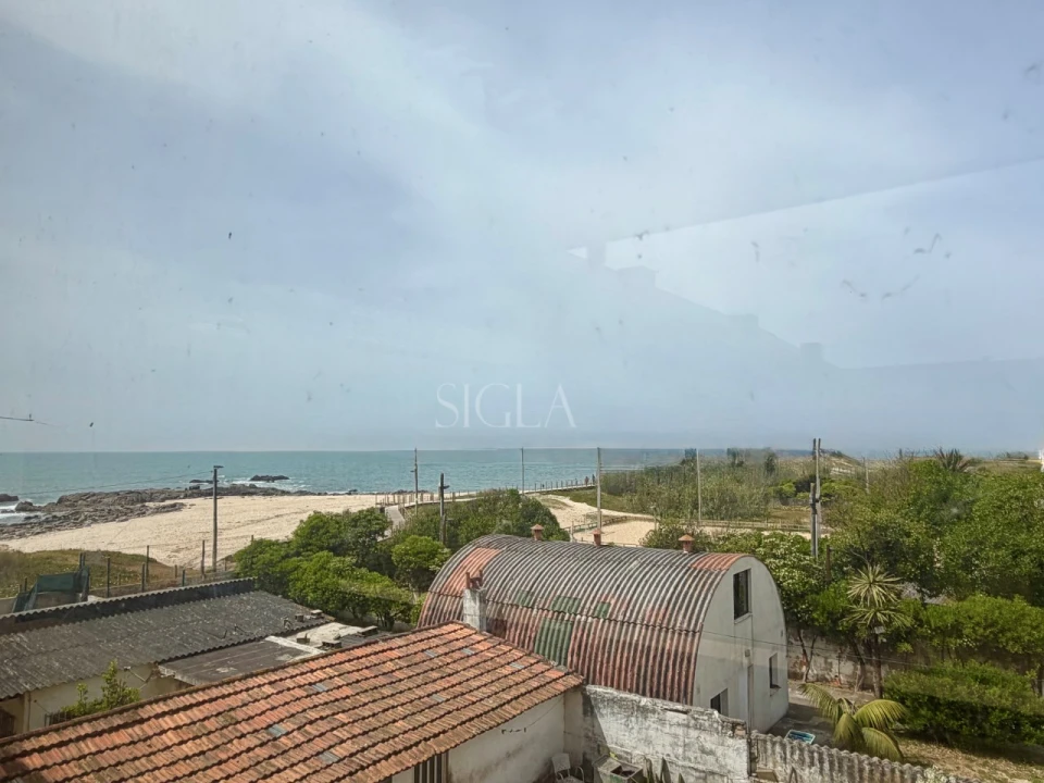 Moradia T2 para Venda em Madalena Foto 2