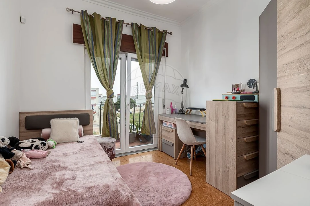 Apartamento T2 para Venda em Pinhal Novo Foto 7