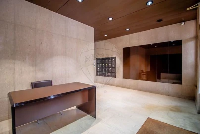 Apartamento T2 para Arrendamento em Areeiro