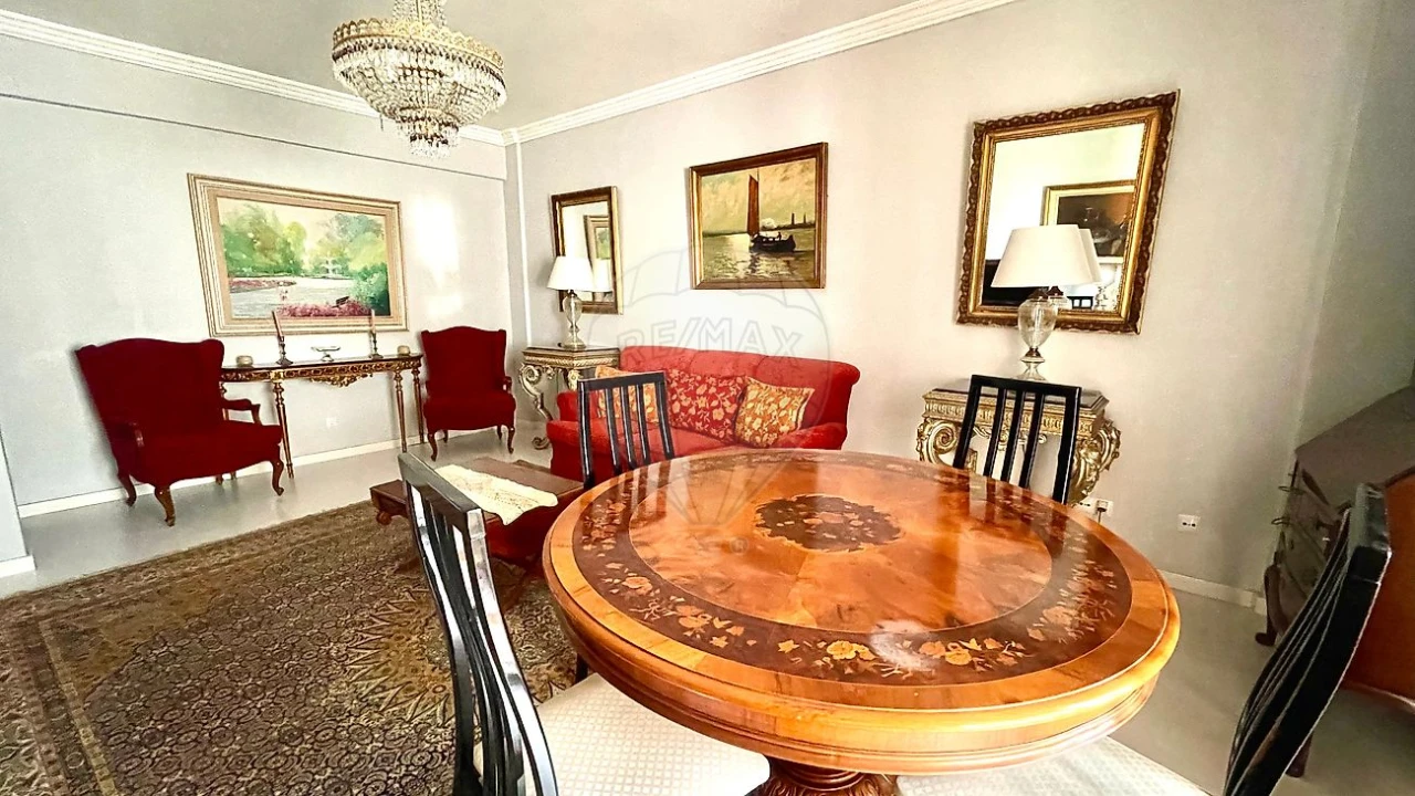 Apartamento T2 para Arrendamento em Areeiro Foto 16