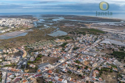 Moradia T4 para Venda em Montenegro