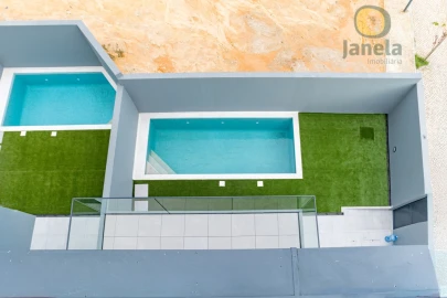 Moradia T4 para Venda em Montenegro