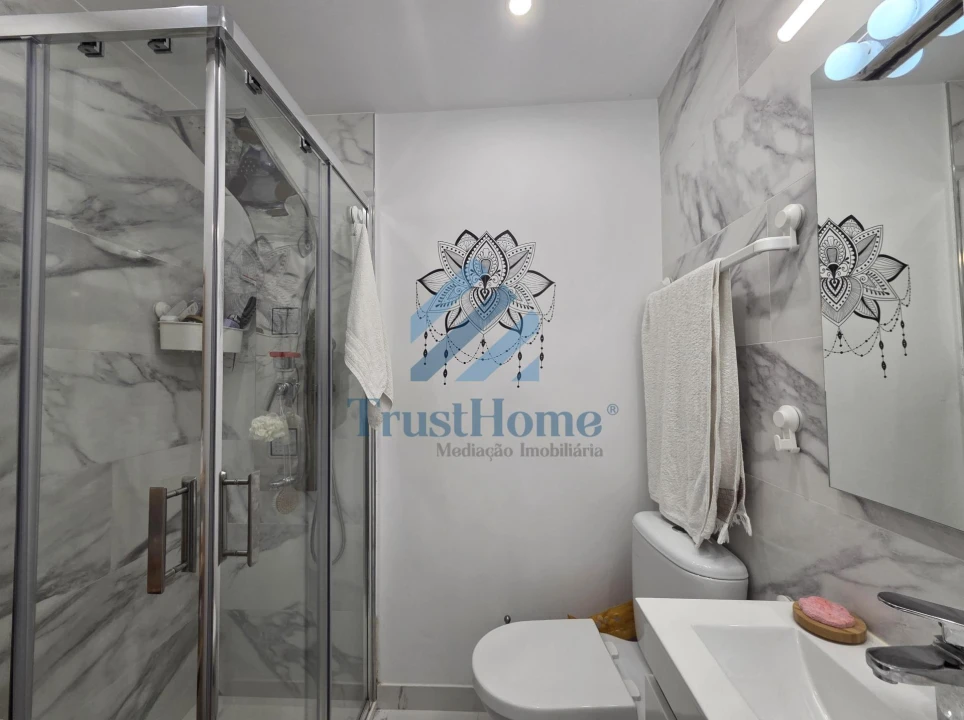 Apartamento T2 para Venda em Queluz e Belas Foto 13