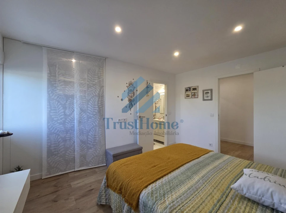 Apartamento T2 para Venda em Queluz e Belas Foto 15
