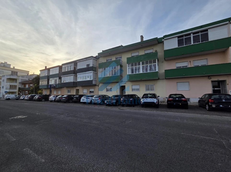 Apartamento T2 para Venda em Queluz e Belas Foto 22