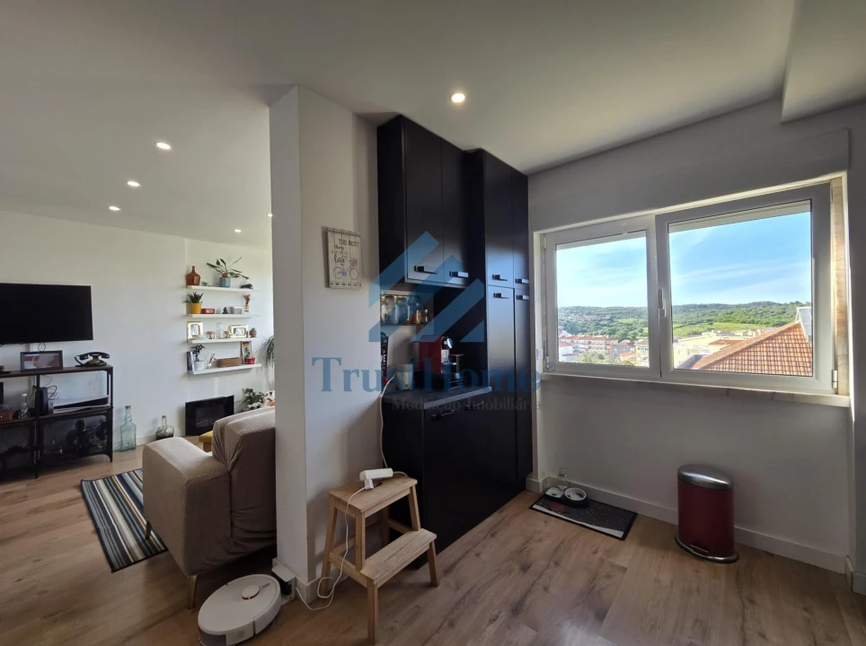Apartamento T2 para Venda em Queluz e Belas Foto 4